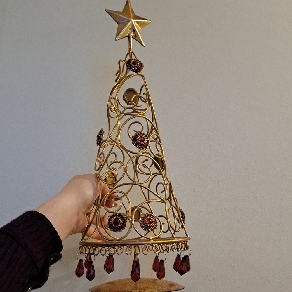 Source Unknown Gold Wire Holiday Tree with Red Beads